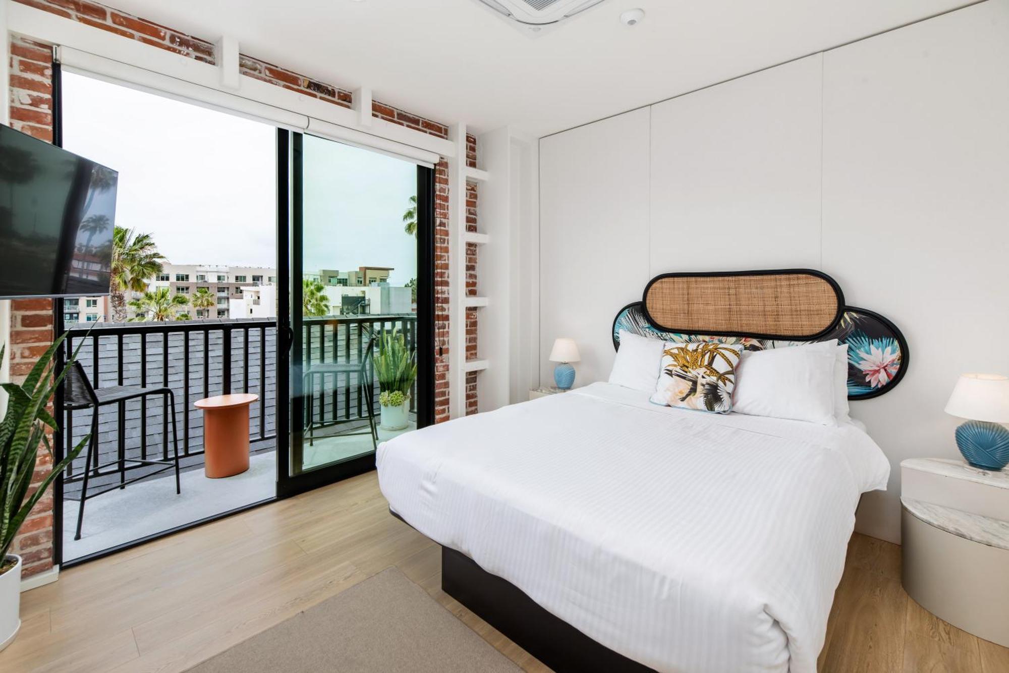 The Brick Boutique Hotel Oceanside Dış mekan fotoğraf