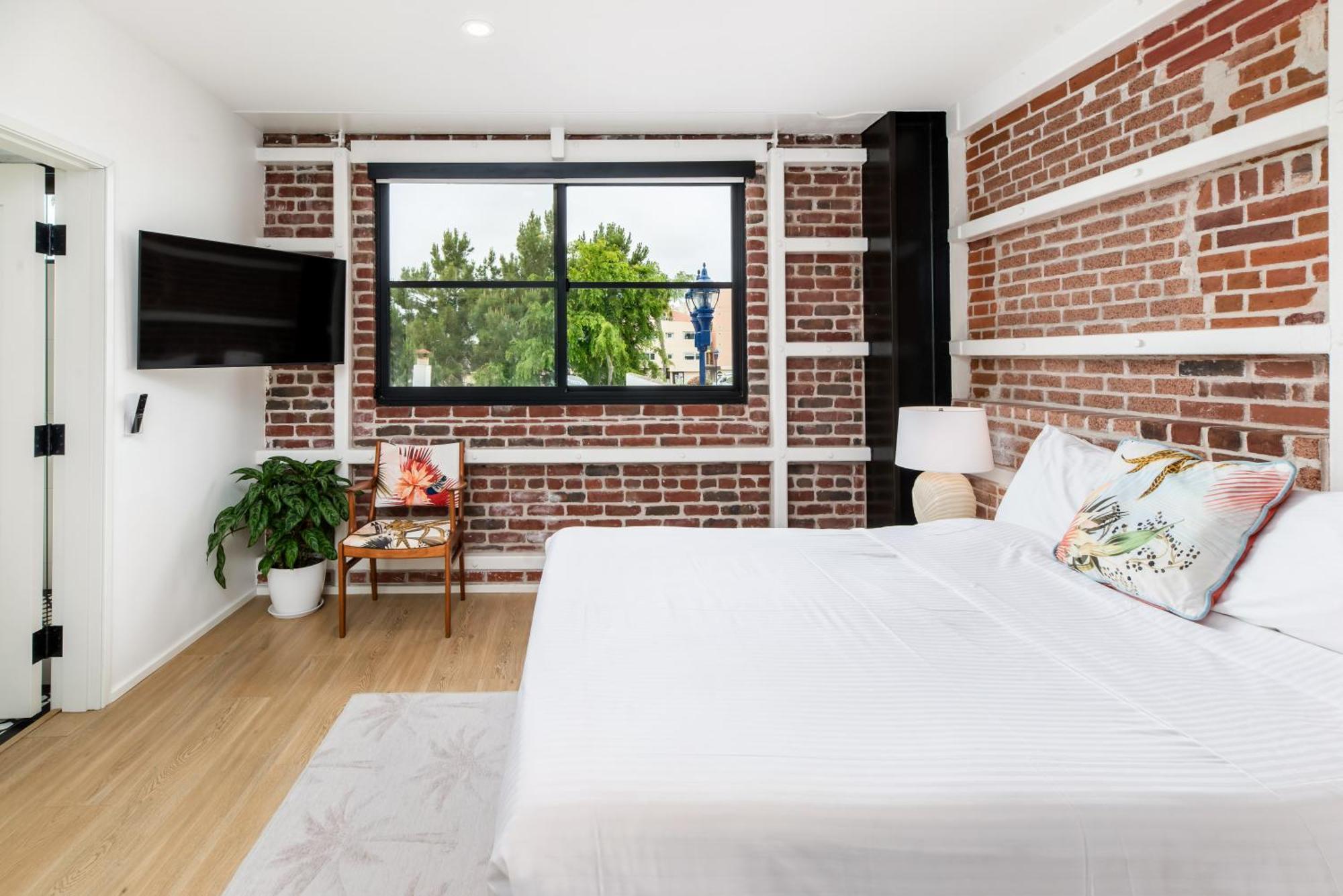 The Brick Boutique Hotel Oceanside Dış mekan fotoğraf