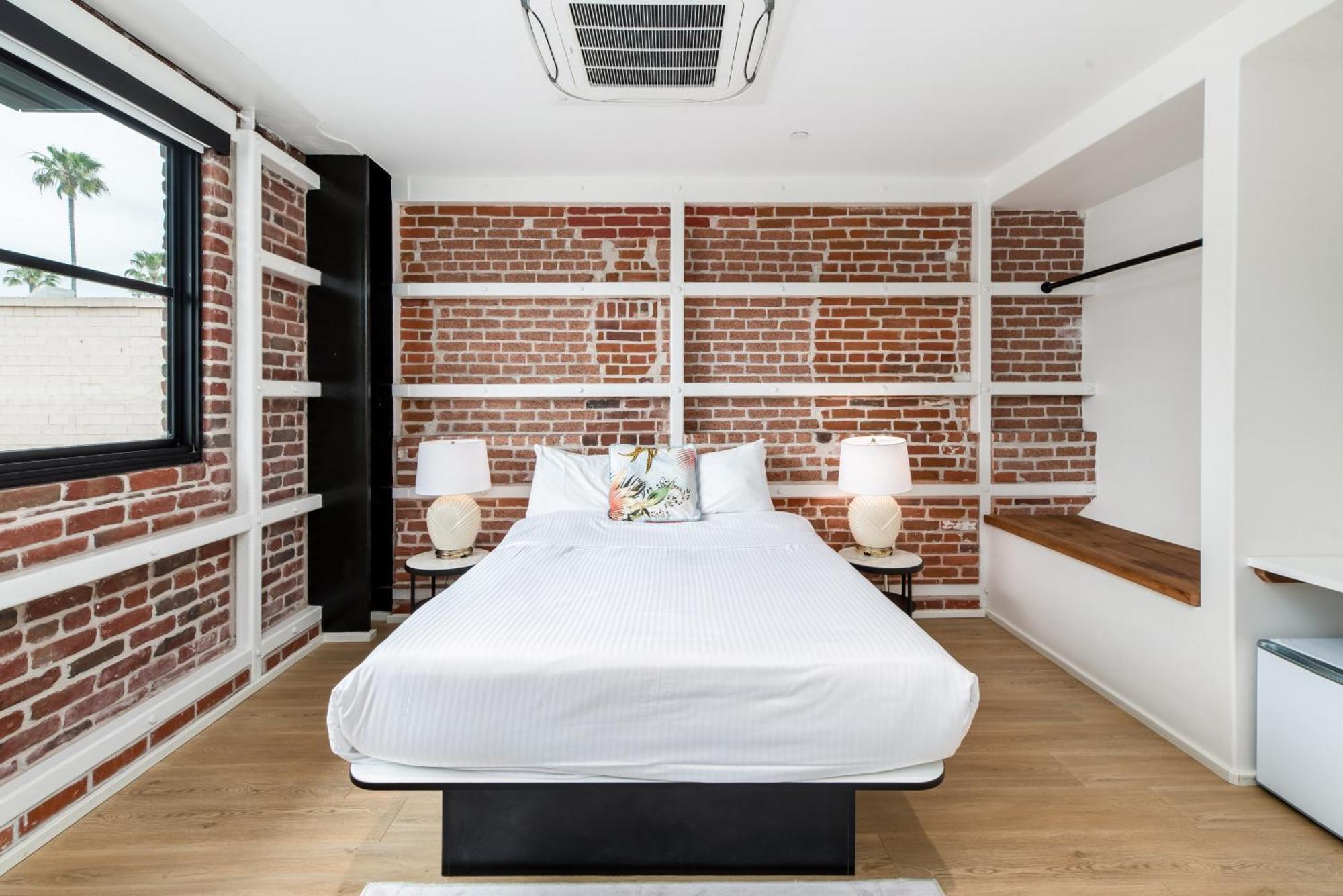 The Brick Boutique Hotel Oceanside Dış mekan fotoğraf