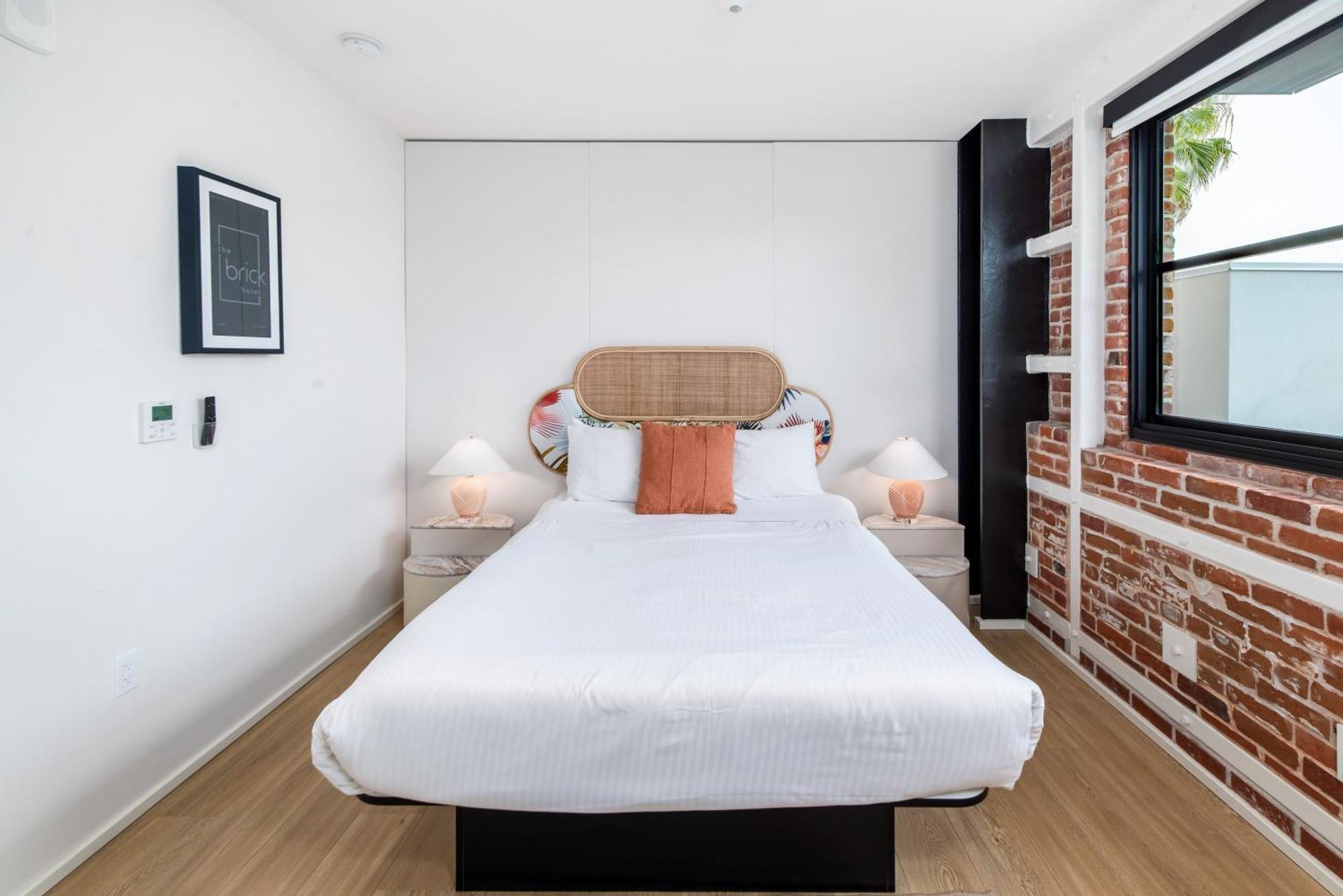 The Brick Boutique Hotel Oceanside Dış mekan fotoğraf